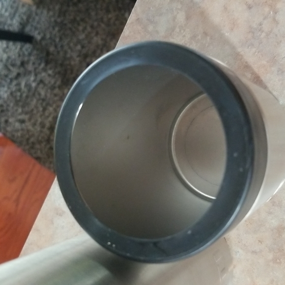 YETI - Picture 4 of 6